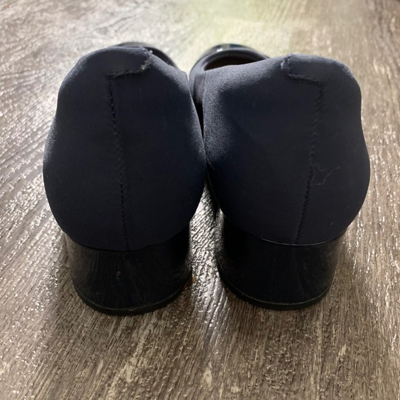 Clarks Collection Women Navy Blue Patent Cap Toe Block Heel Pumps Shoes Size 9.5 - Picture 3 of 7